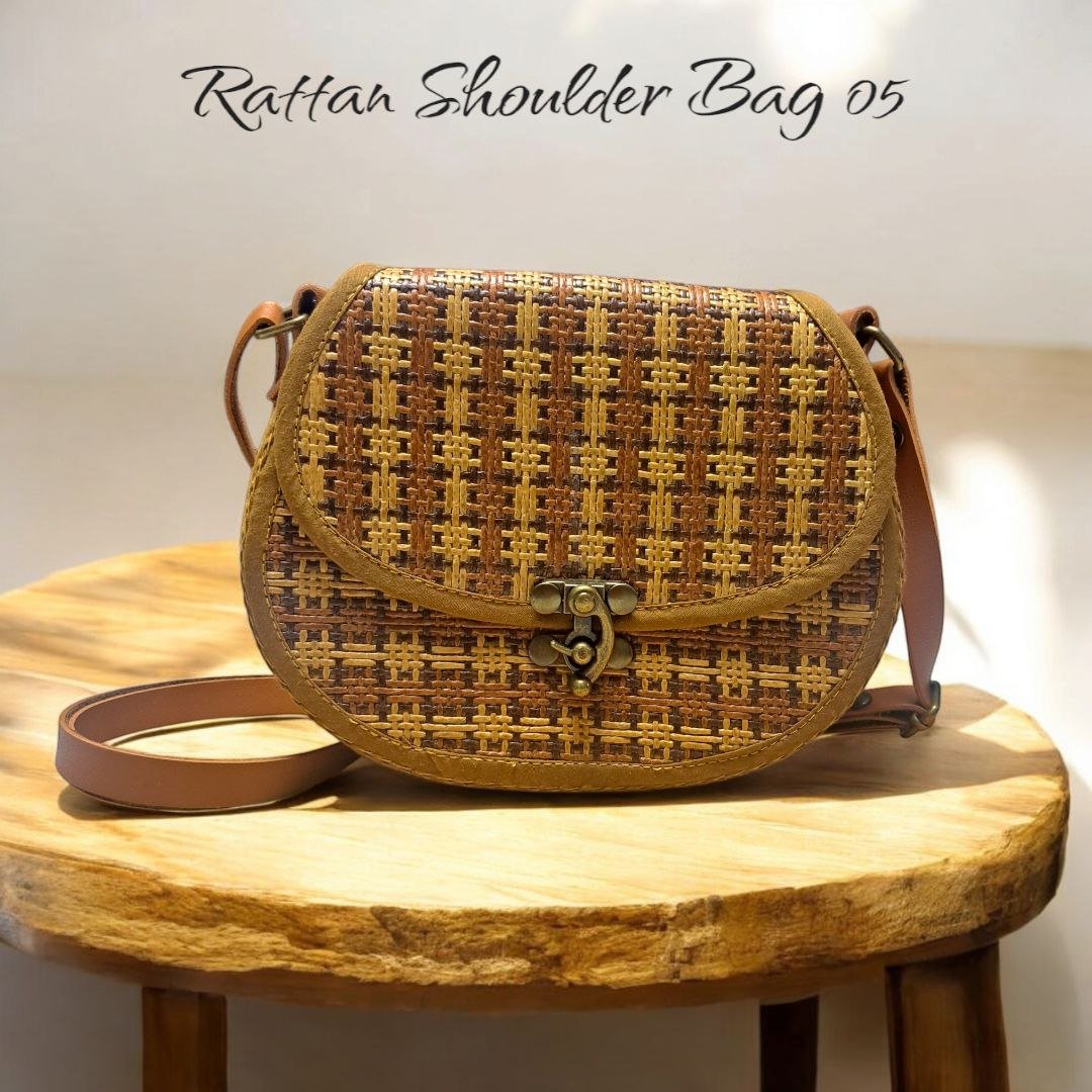 Handwoven Rattan Shoulder Bags - Image 4