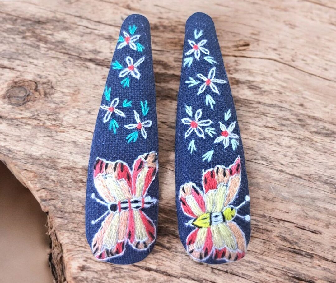 Embroidered Hair Clips - Animal - Image 1