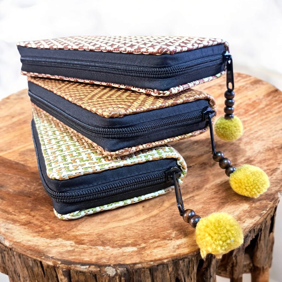 Handwoven Rattan Wallet - Image 1